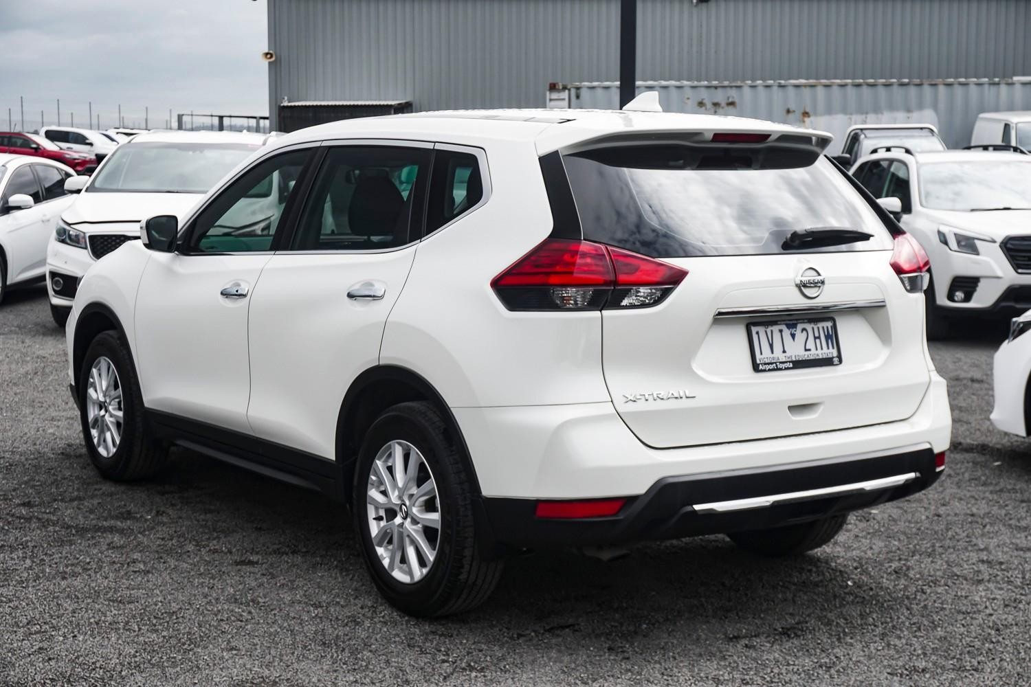 Nissan X-trail image 2