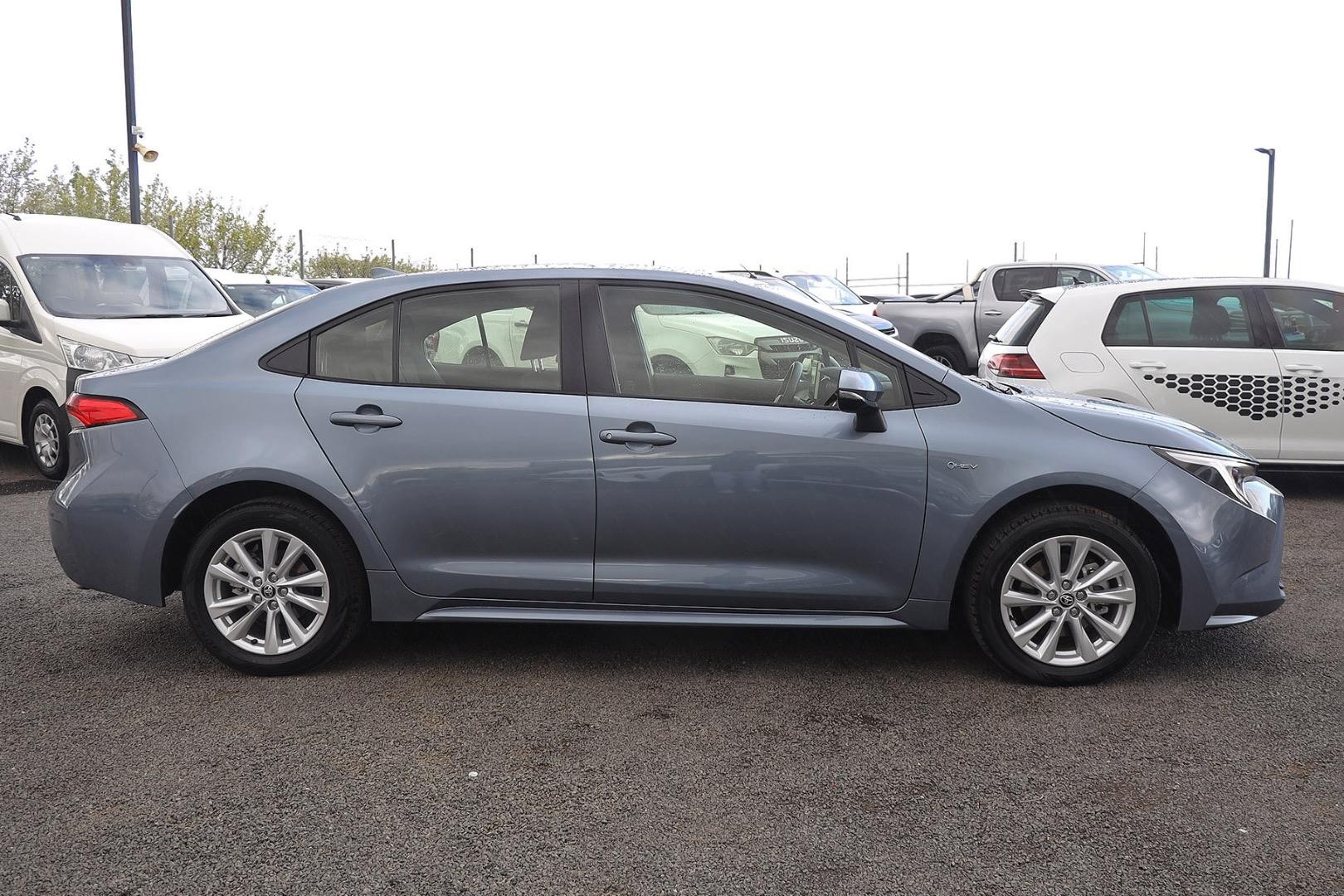 Toyota Corolla image 4