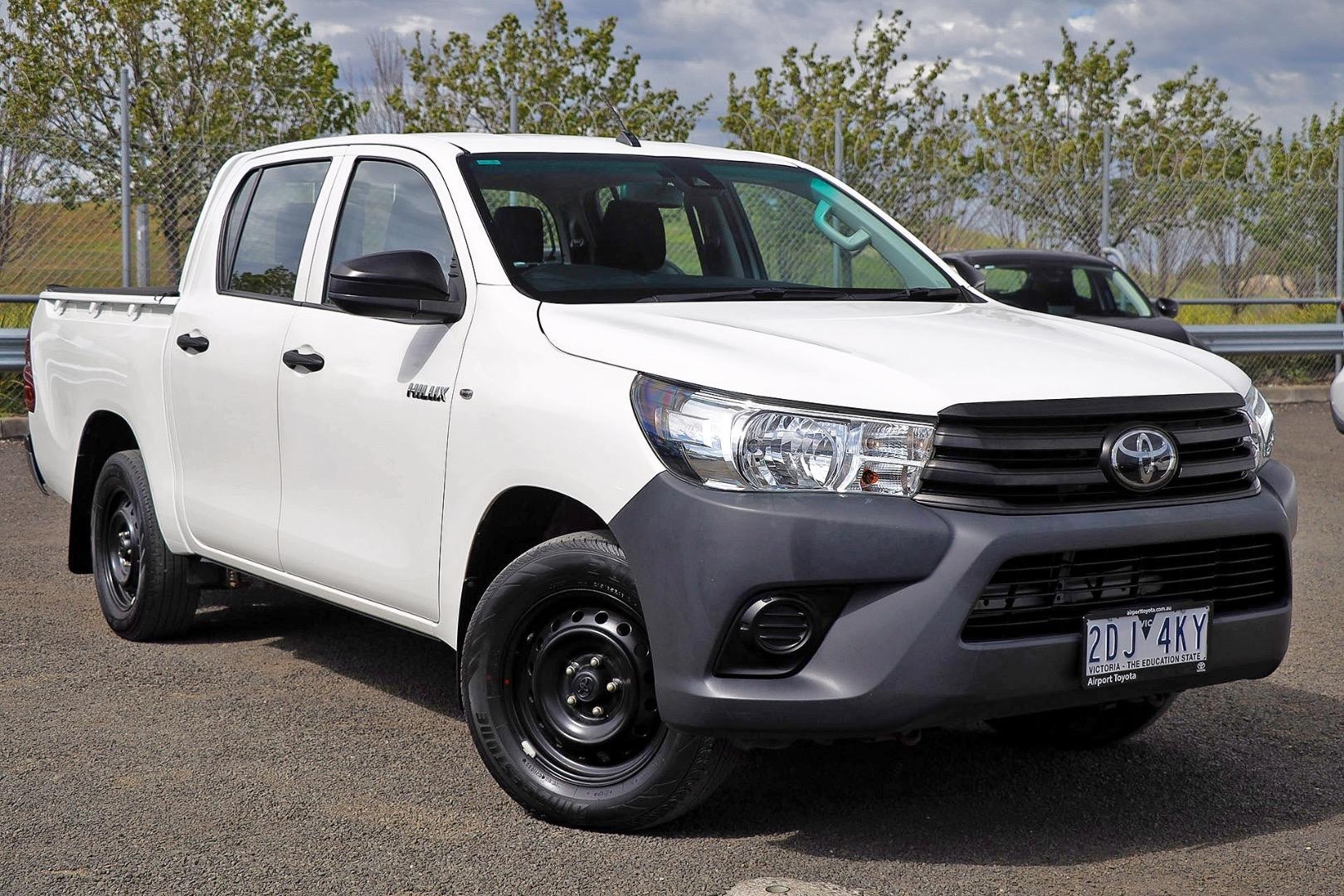 Toyota Hilux image 1