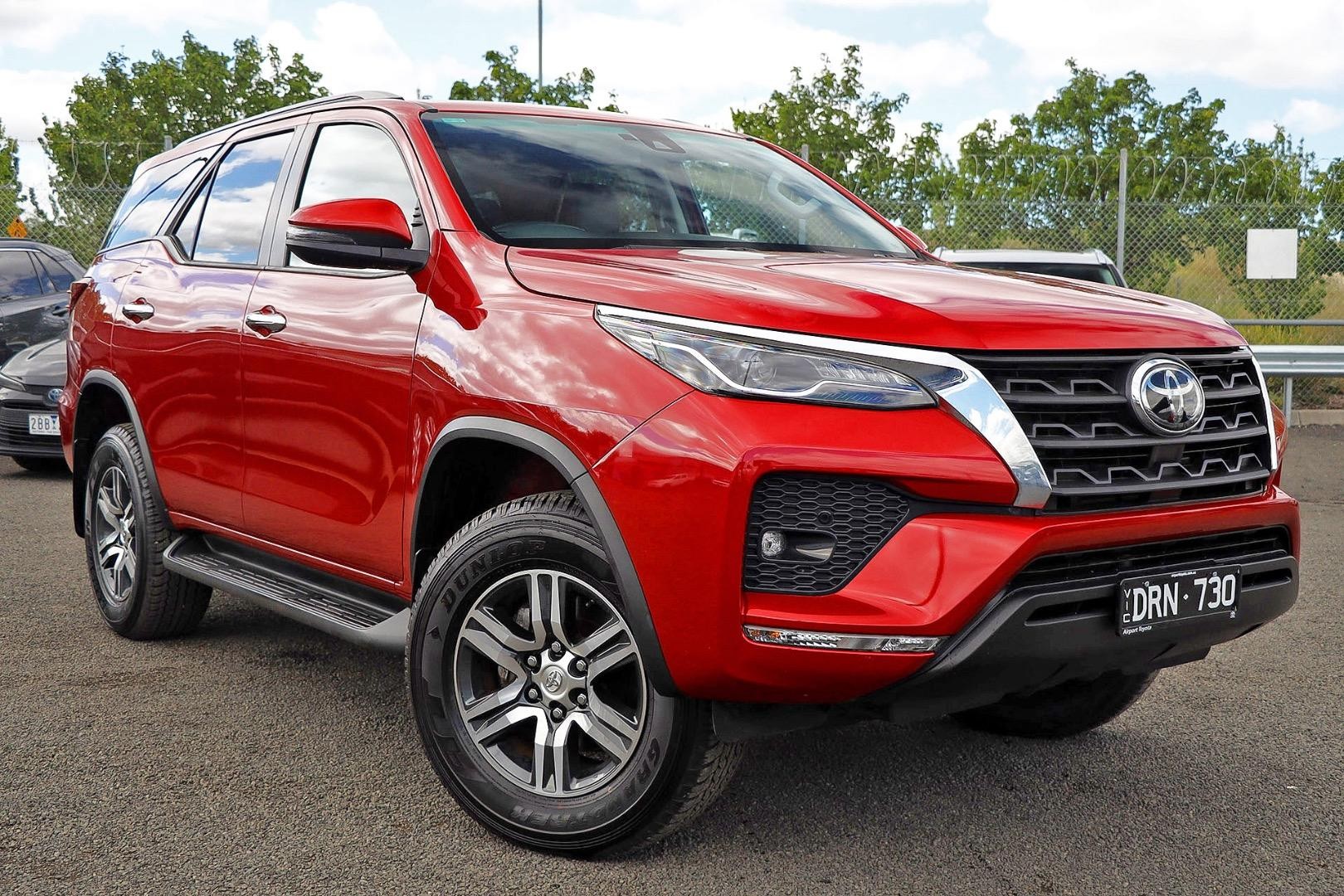 Toyota Fortuner image 1