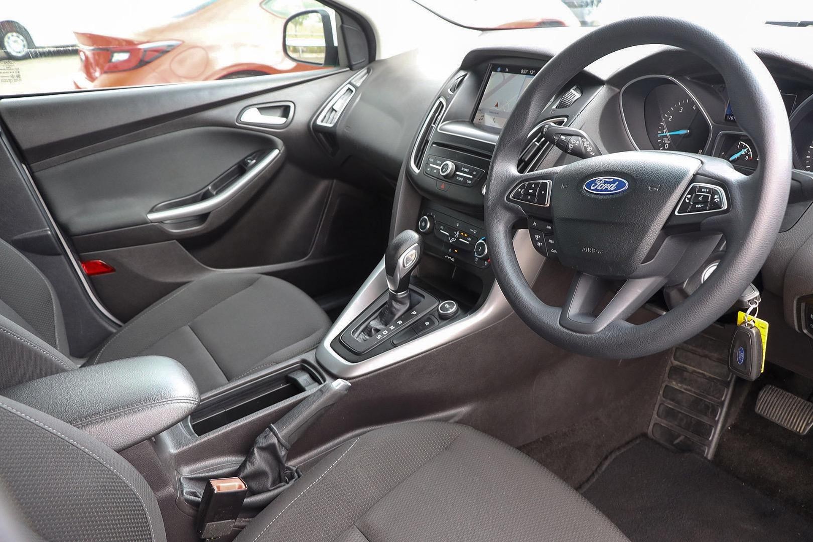 Ford Focus image 2
