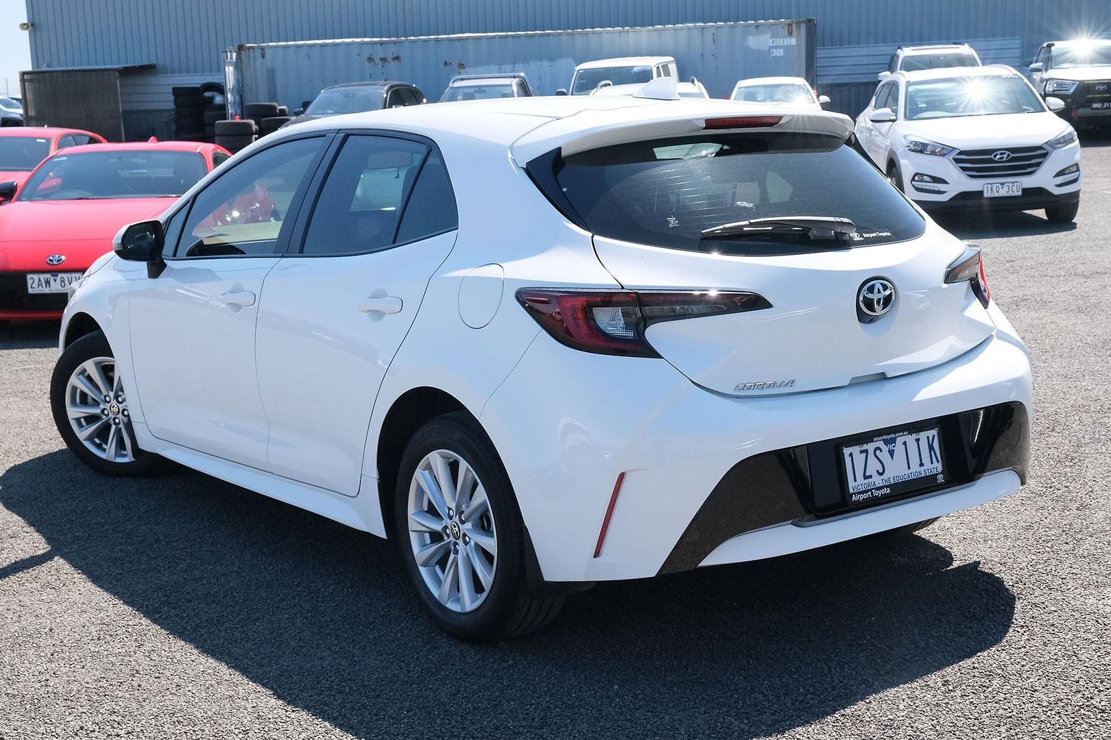 Toyota Corolla image 2