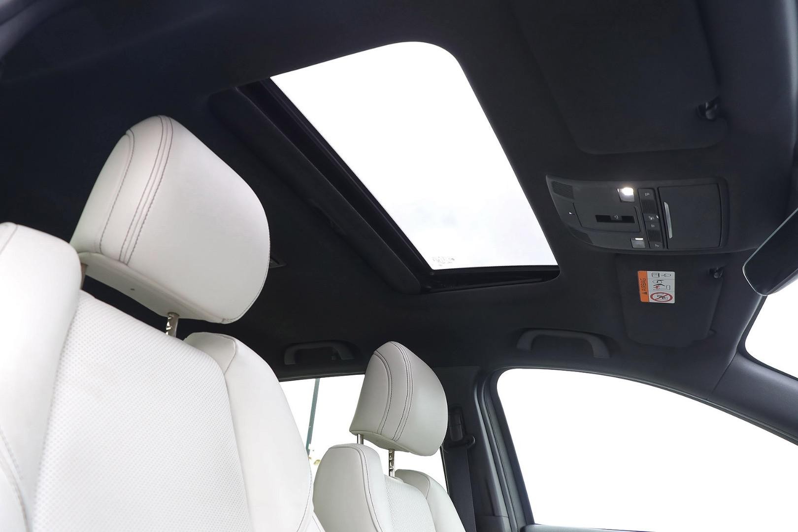Mazda Cx-9 image 2