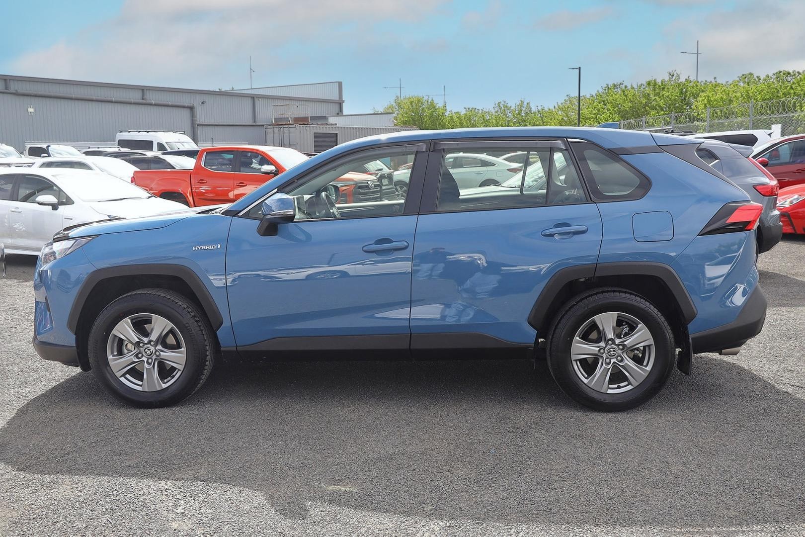 Toyota Rav4 image 4