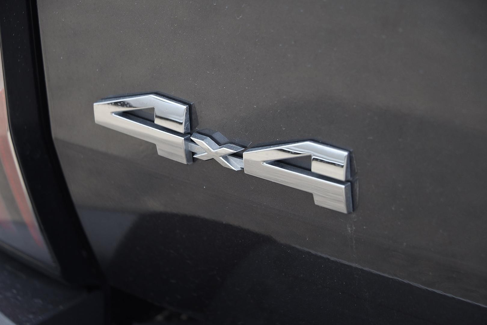 Toyota Tundra image 2