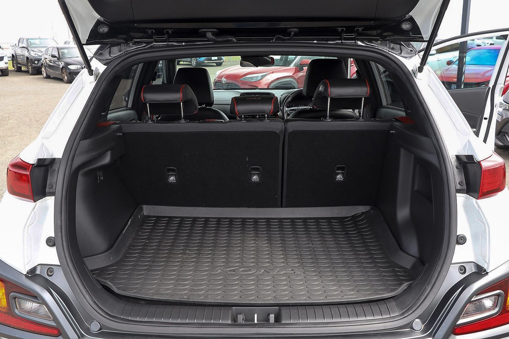 Hyundai Kona image 4