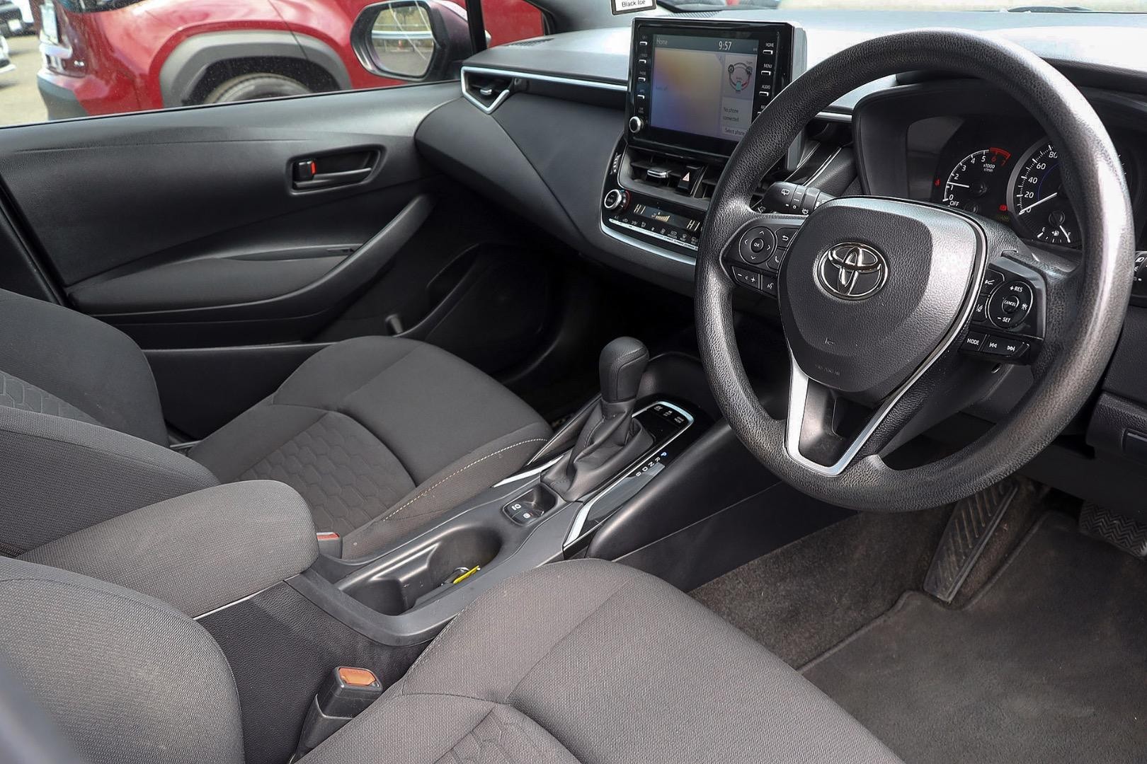 Toyota Corolla image 4
