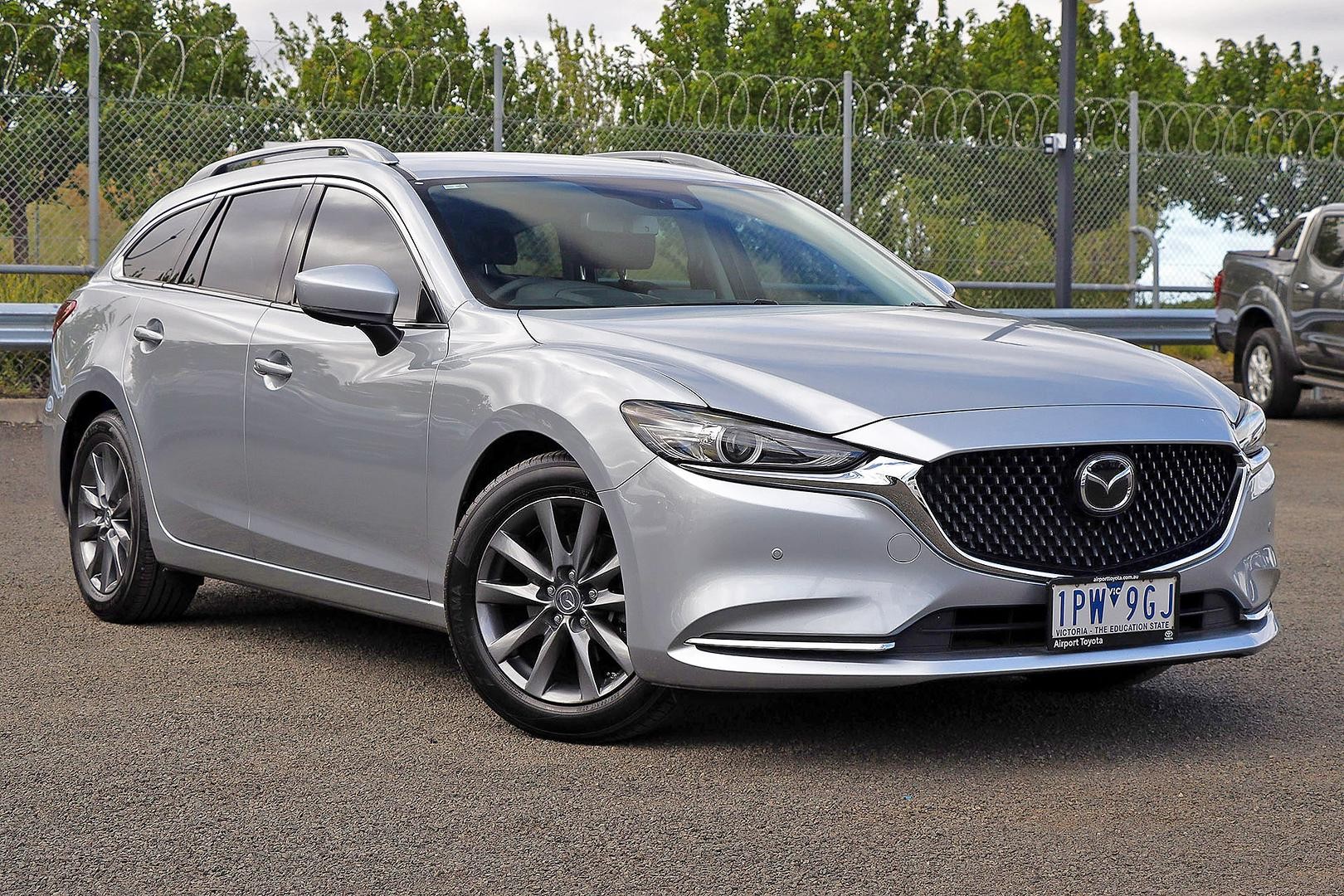 Mazda 6 image 1
