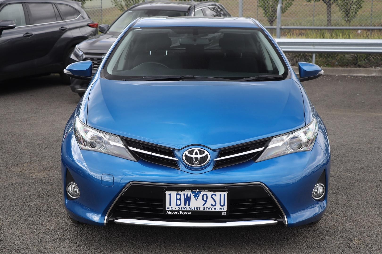 Toyota Corolla image 3