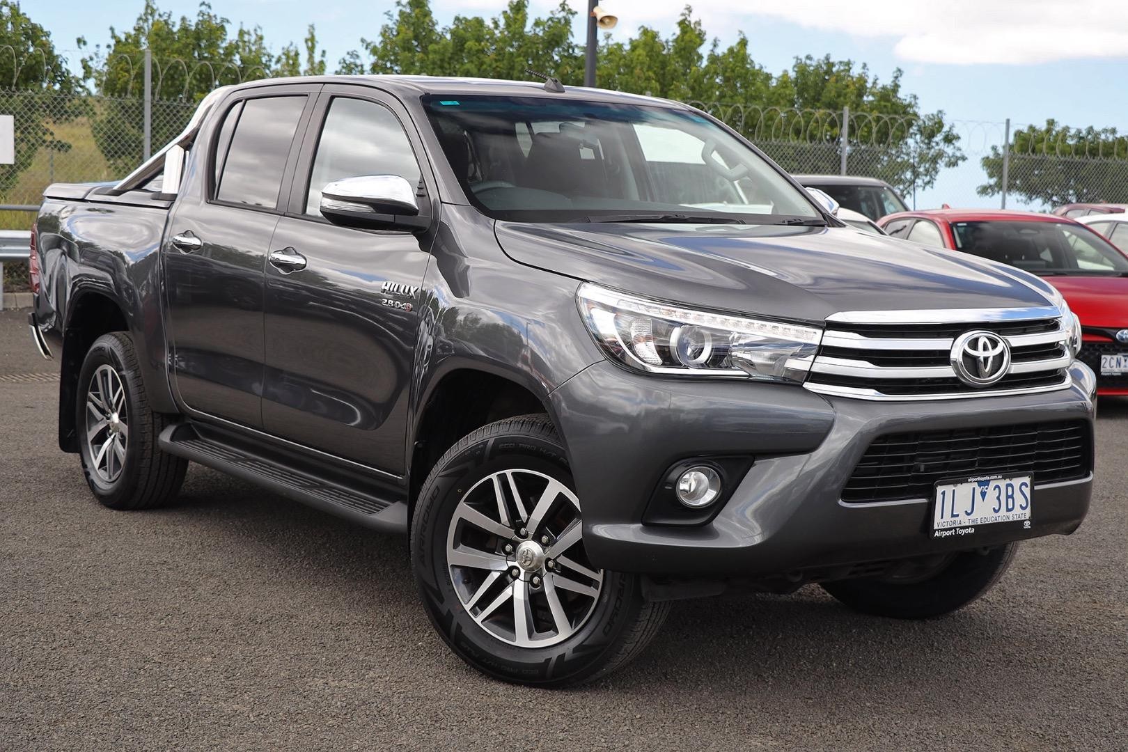 Toyota Hilux image 1
