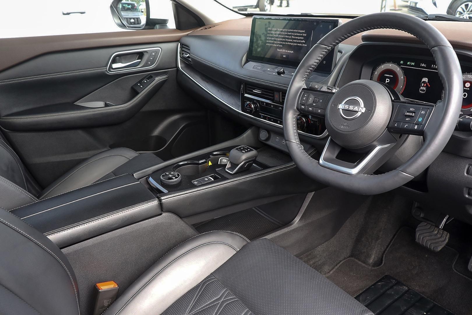 Nissan X-trail image 2