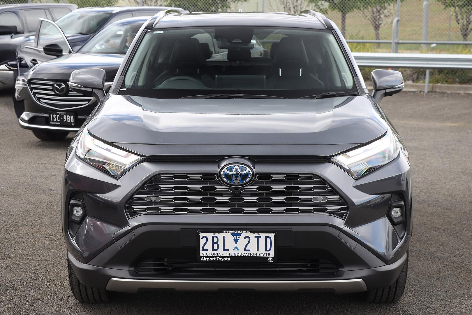 Toyota Rav4 image 3