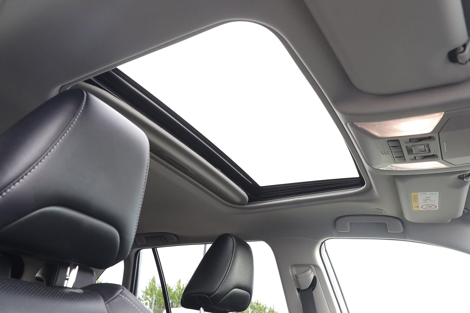 Toyota Rav4 image 4
