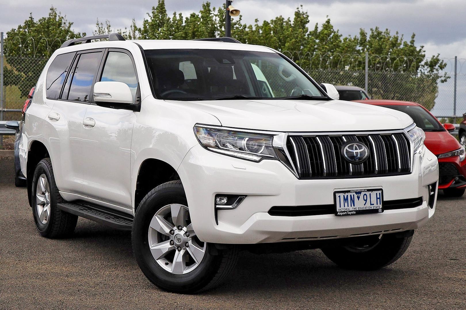 Toyota Landcruiser Prado image 1