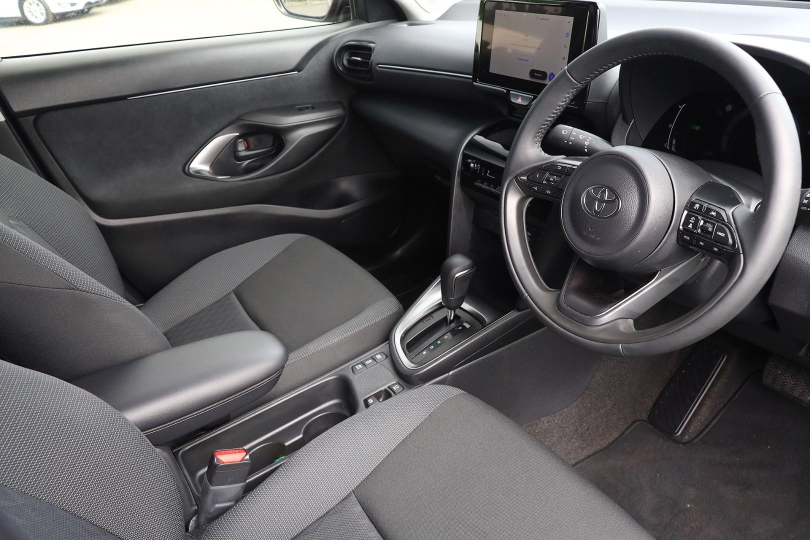 Toyota Yaris Cross image 4