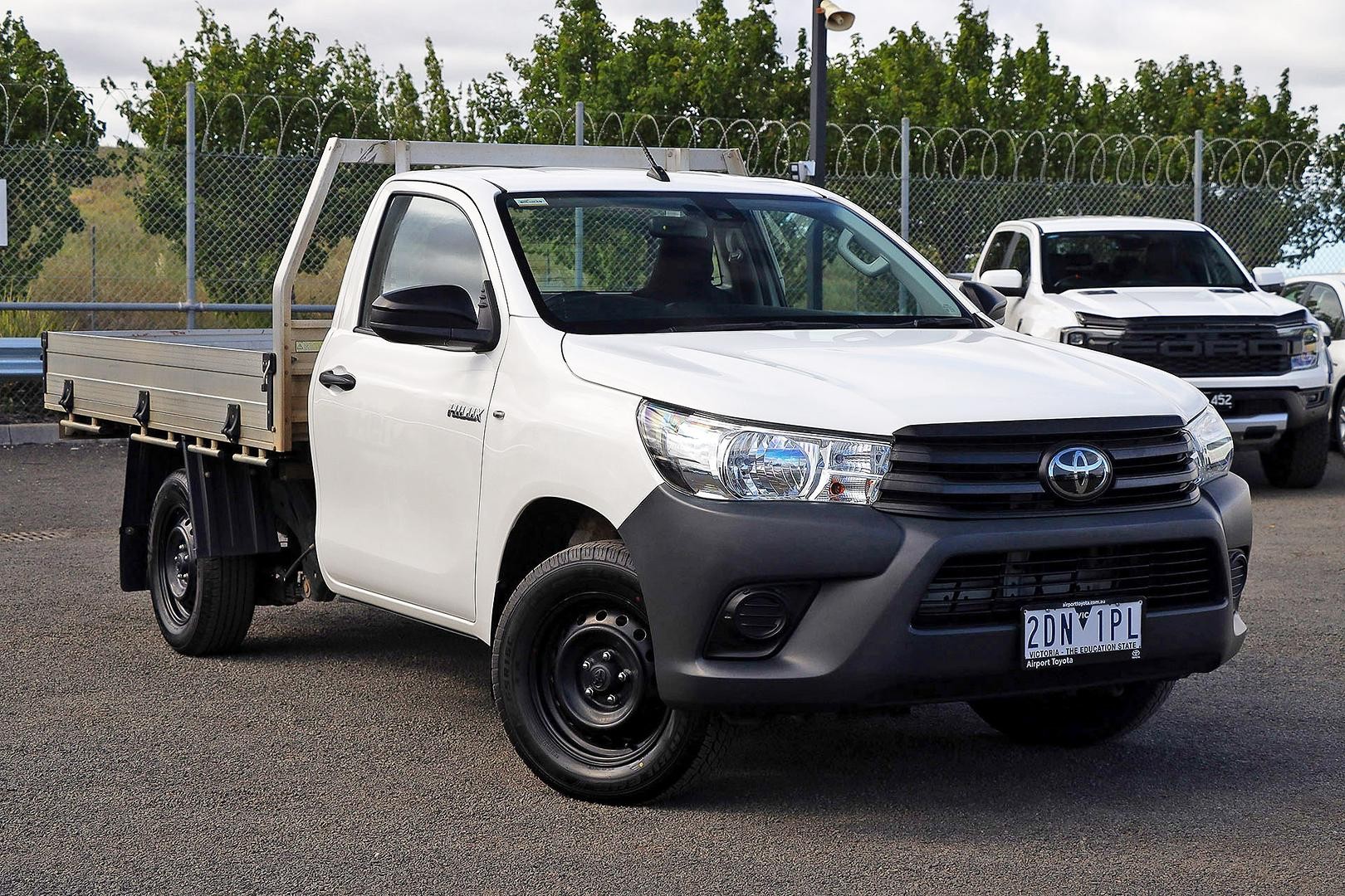 Toyota Hilux image 1