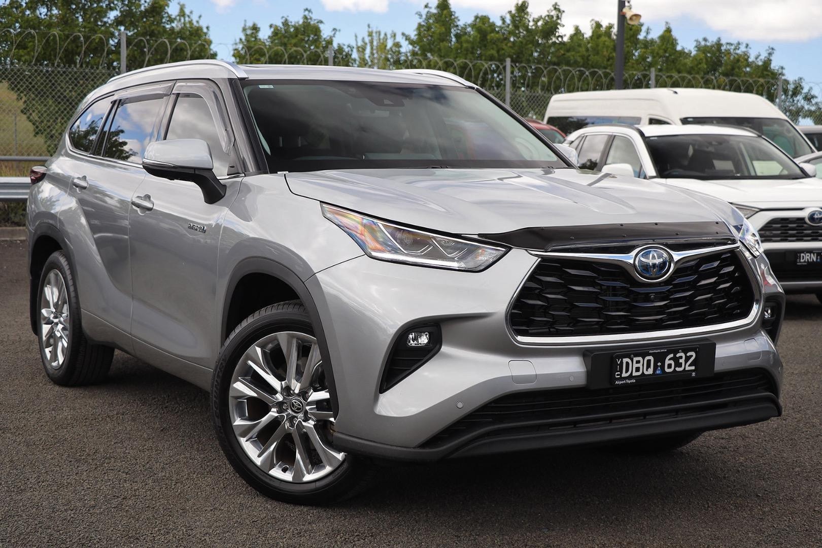 Toyota Kluger image 1