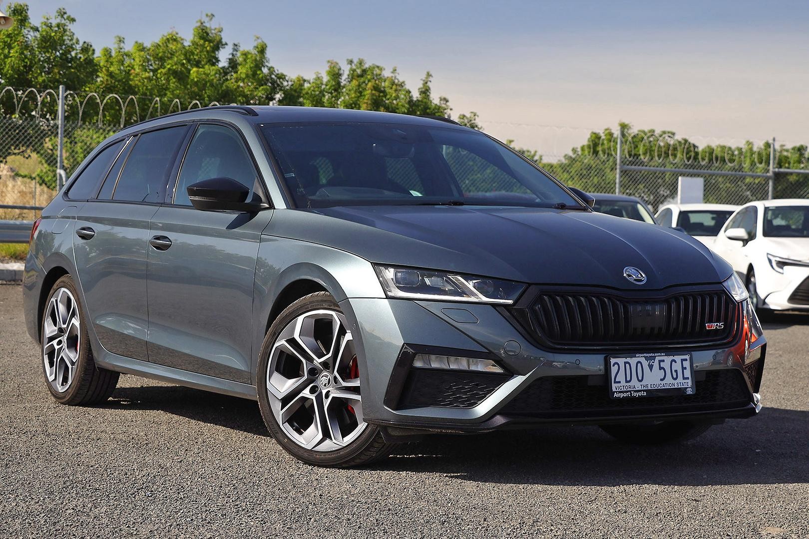 Skoda Octavia image 1
