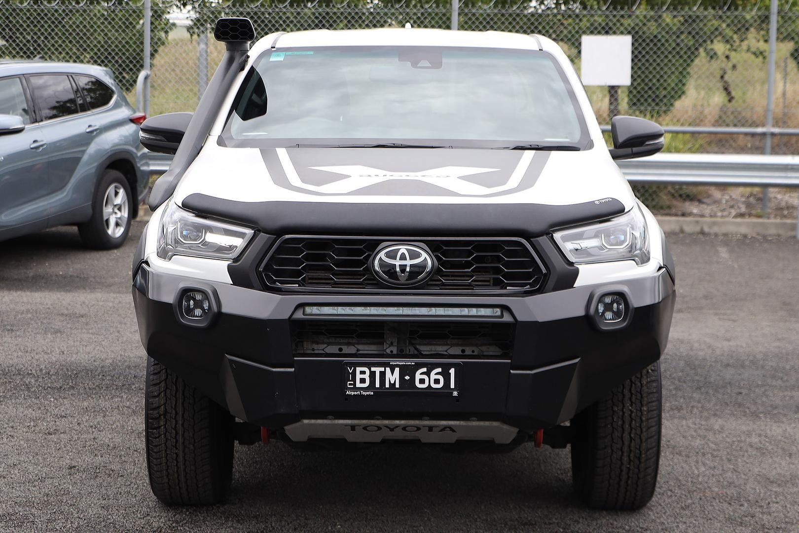 Toyota Hilux image 3