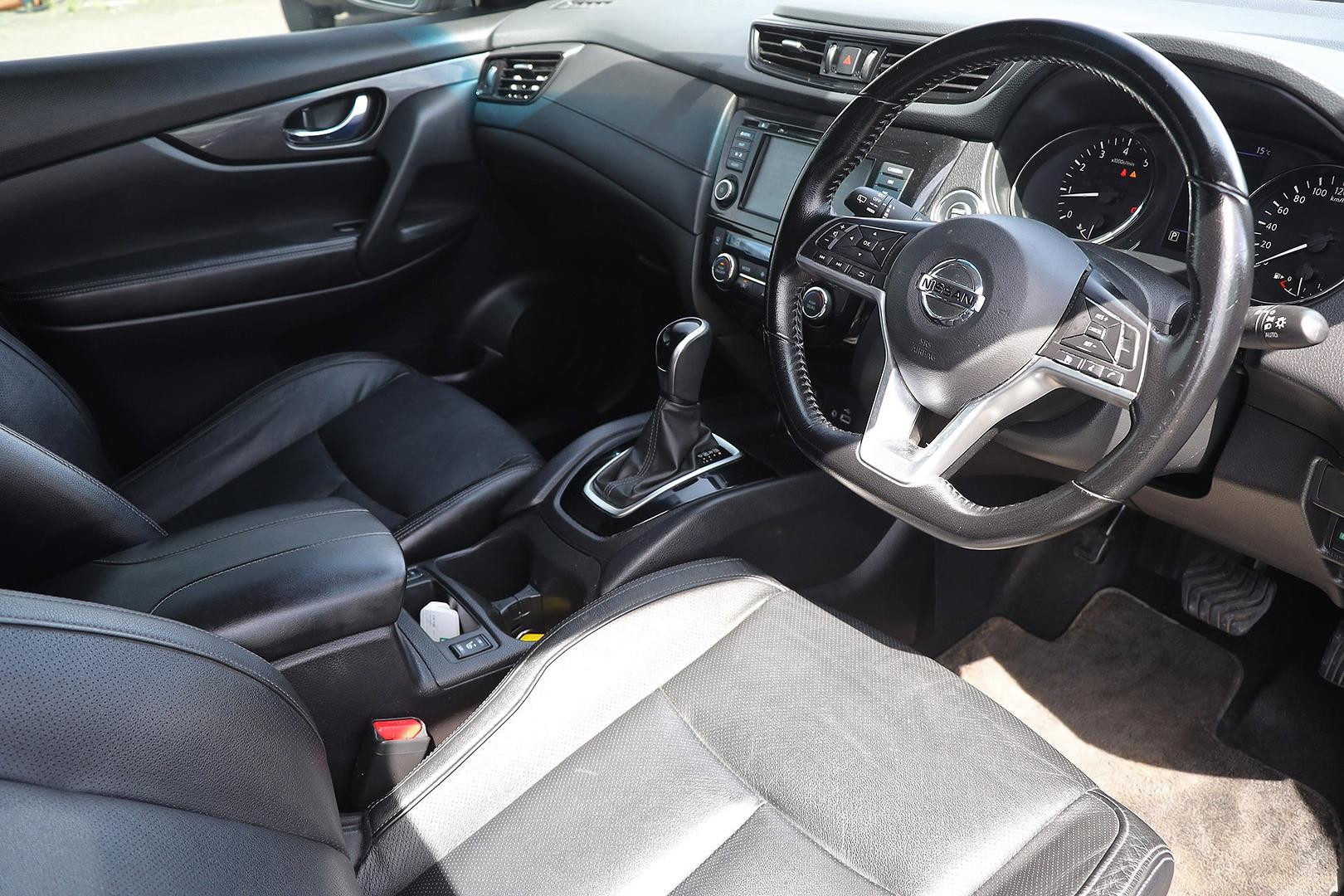 Nissan X-trail image 3