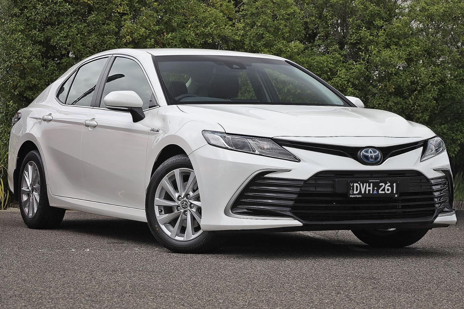 Toyota Camry image 1
