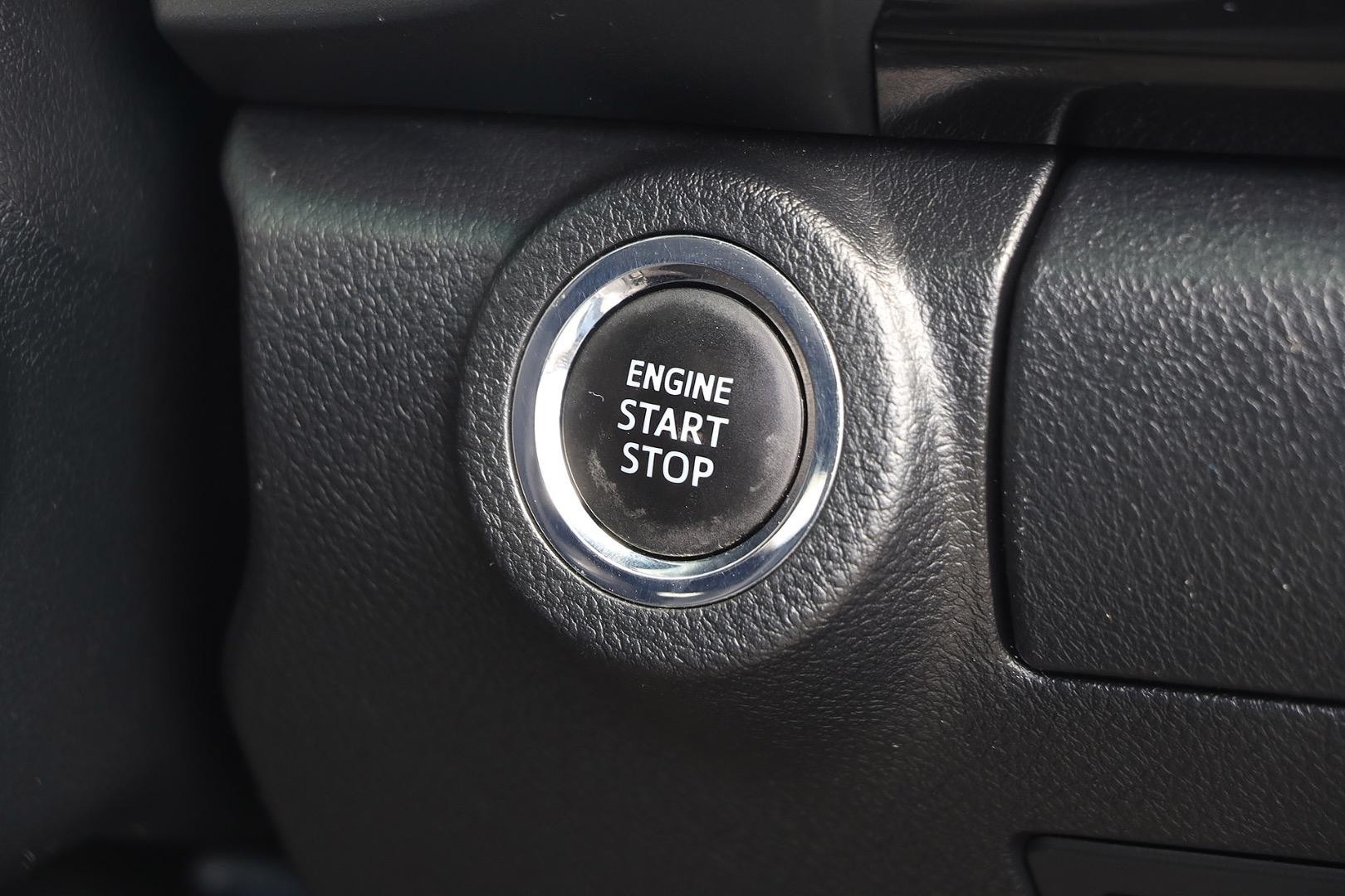 Toyota Hilux image 3