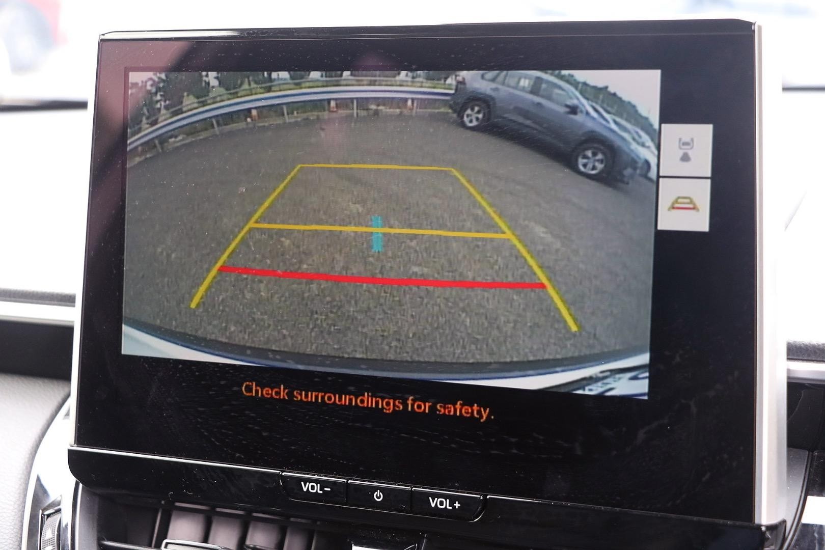 Toyota Corolla Cross image 3