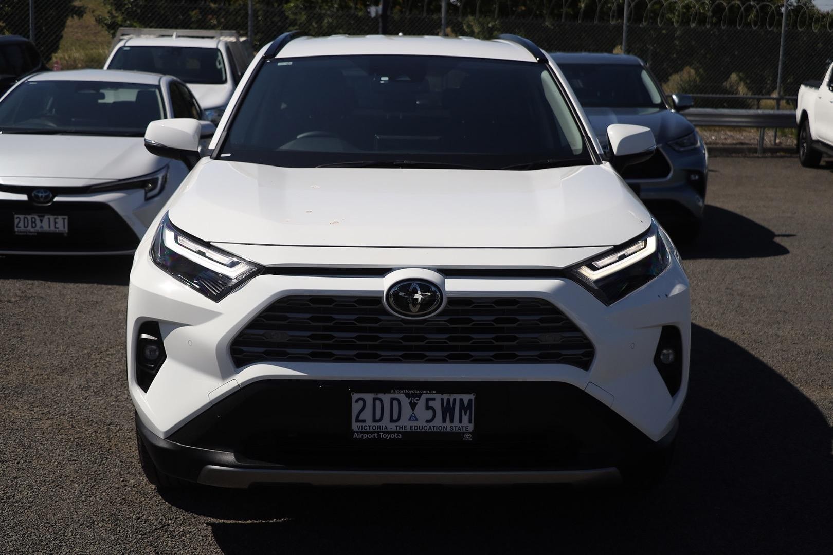 Toyota Rav4 image 3