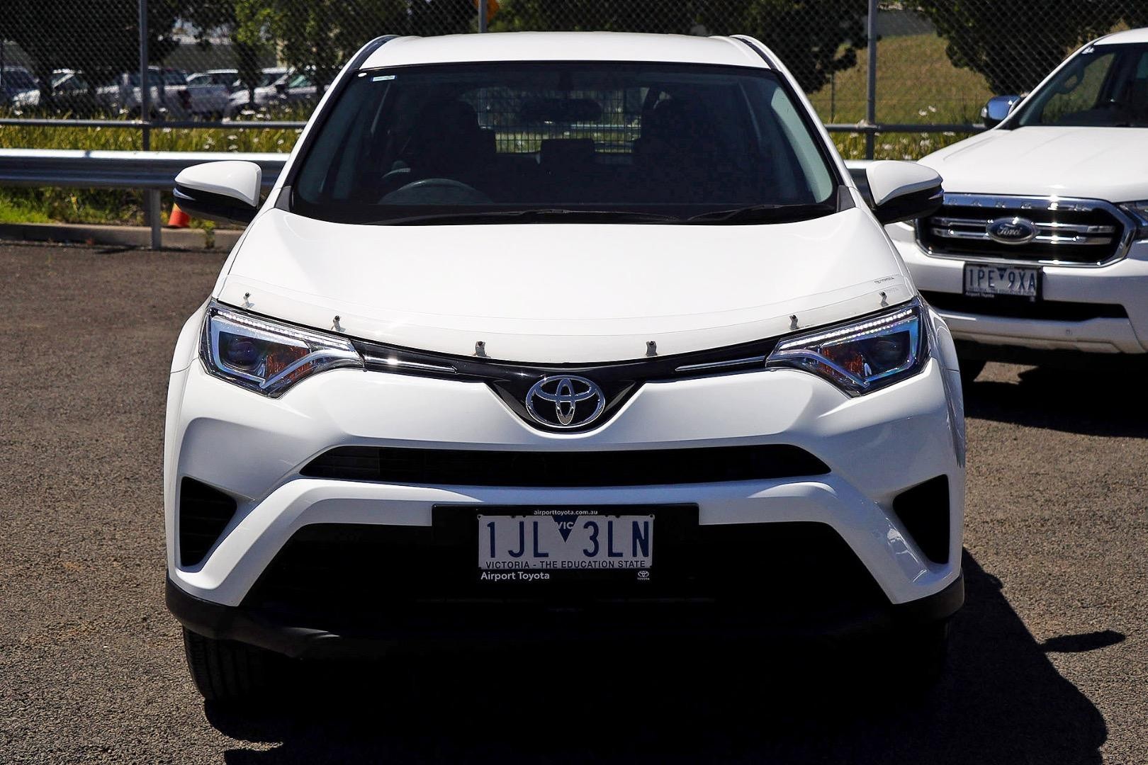 Toyota Rav4 image 3