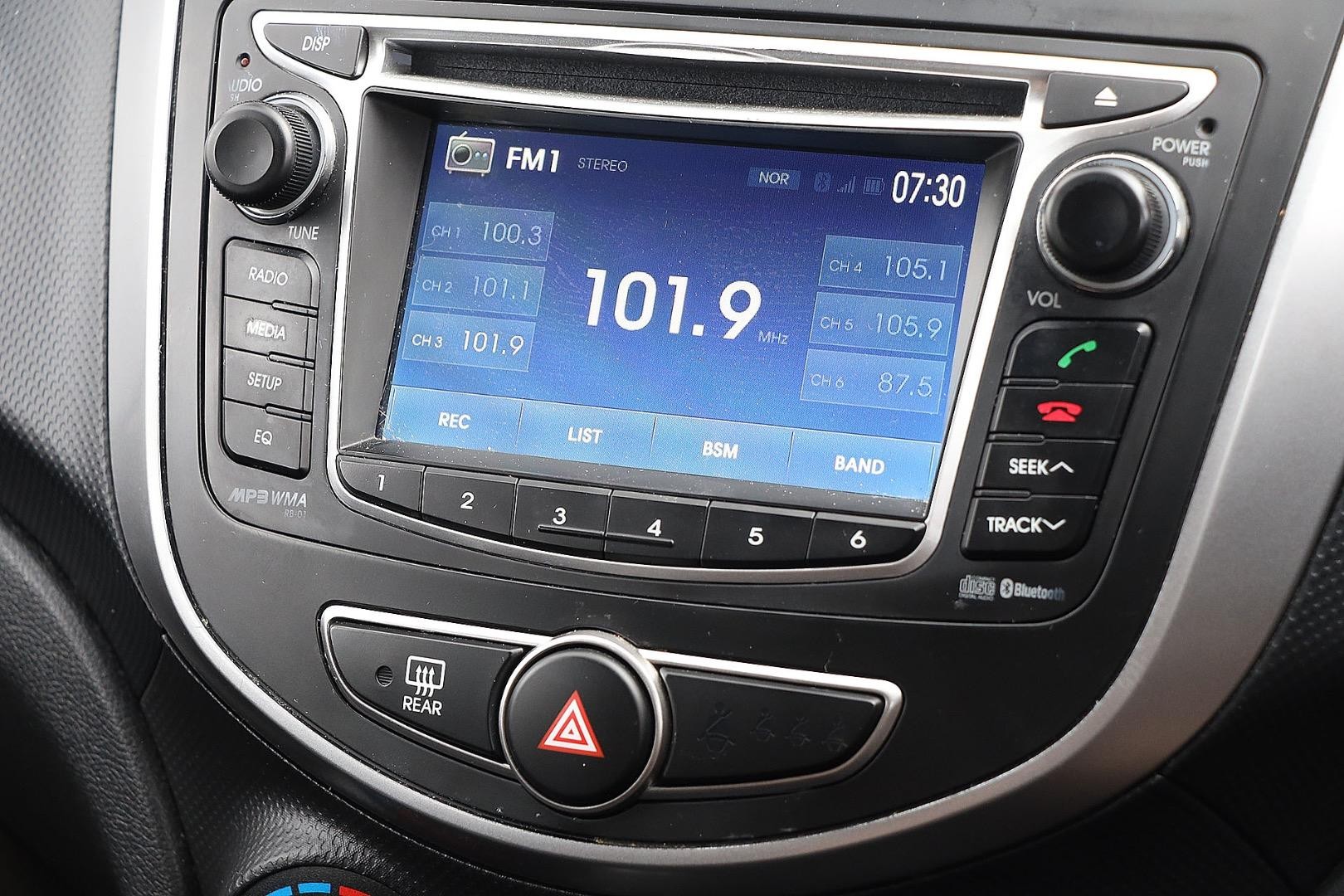 Hyundai Accent image 3