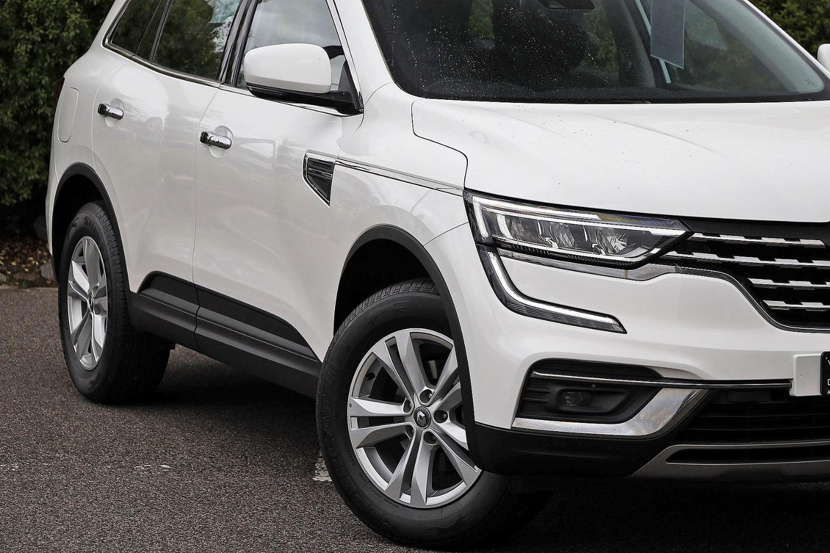 Renault Koleos image 2