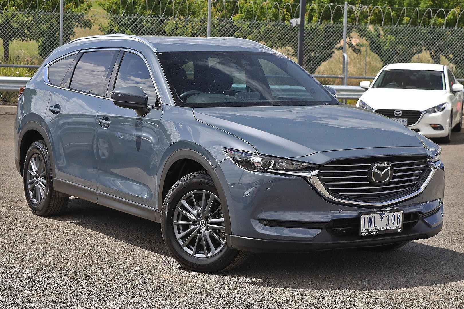 Mazda Cx-8 image 1