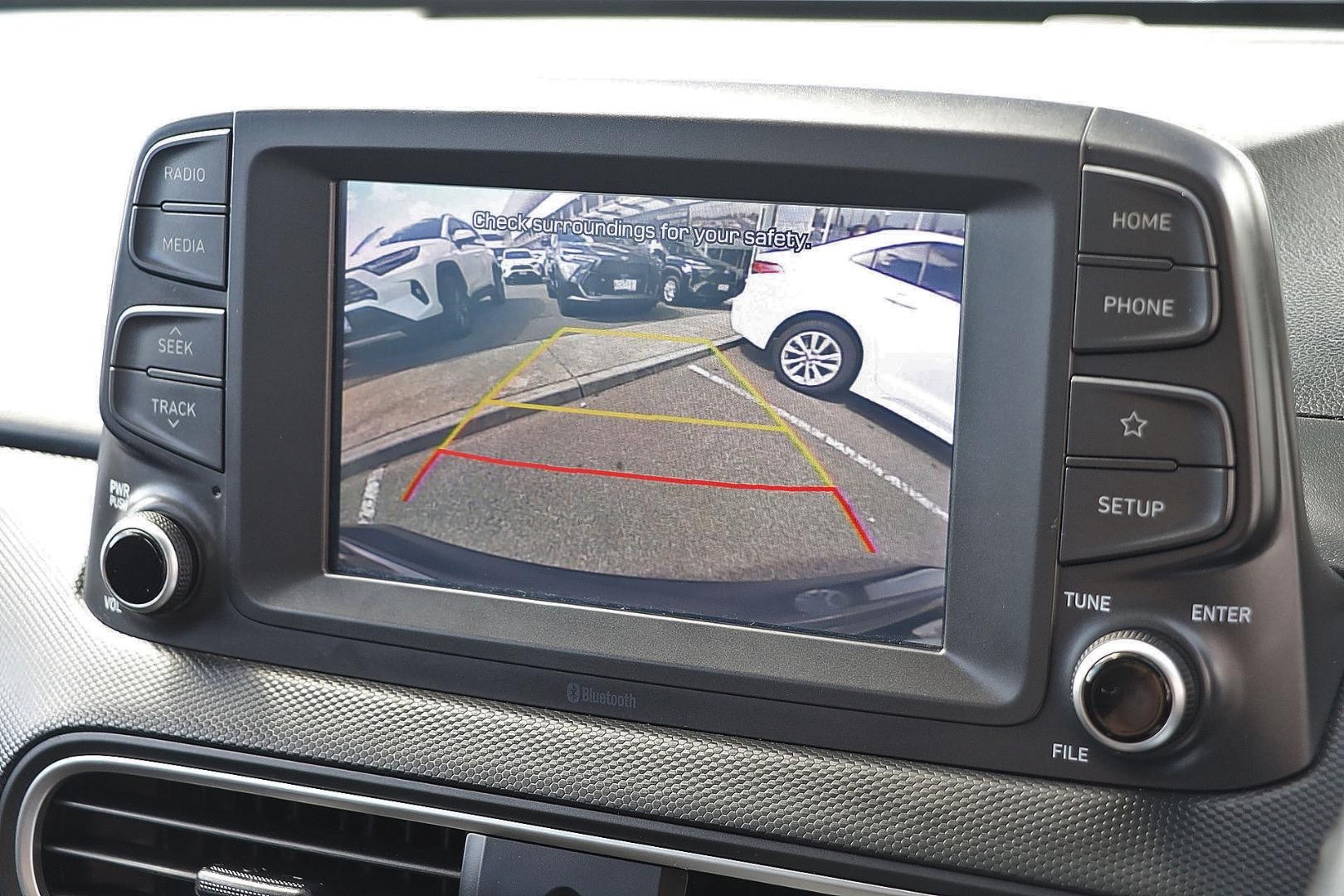 Hyundai Kona image 3