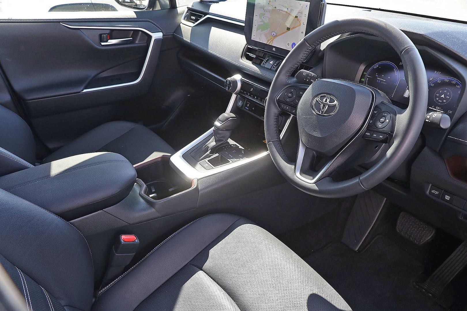 Toyota Rav4 image 3
