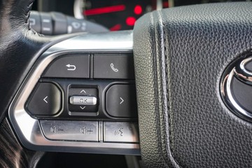 https://dvg-vehicle-assets.s3.amazonaws.com/80676/3rhjdrc2ejpghunrr9szh8y4j.jpg