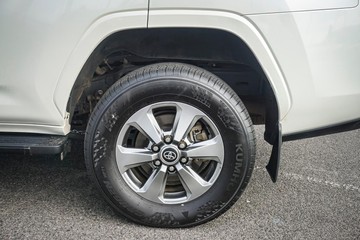 https://dvg-vehicle-assets.s3.amazonaws.com/80676/62ylnzot0ihfy2z4xyov2esy9.jpg