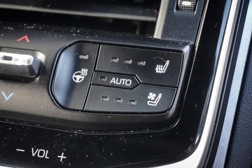 https://dvg-vehicle-assets.s3.amazonaws.com/80676/ku6g0o9j93nk1drwixdla5tj.jpg