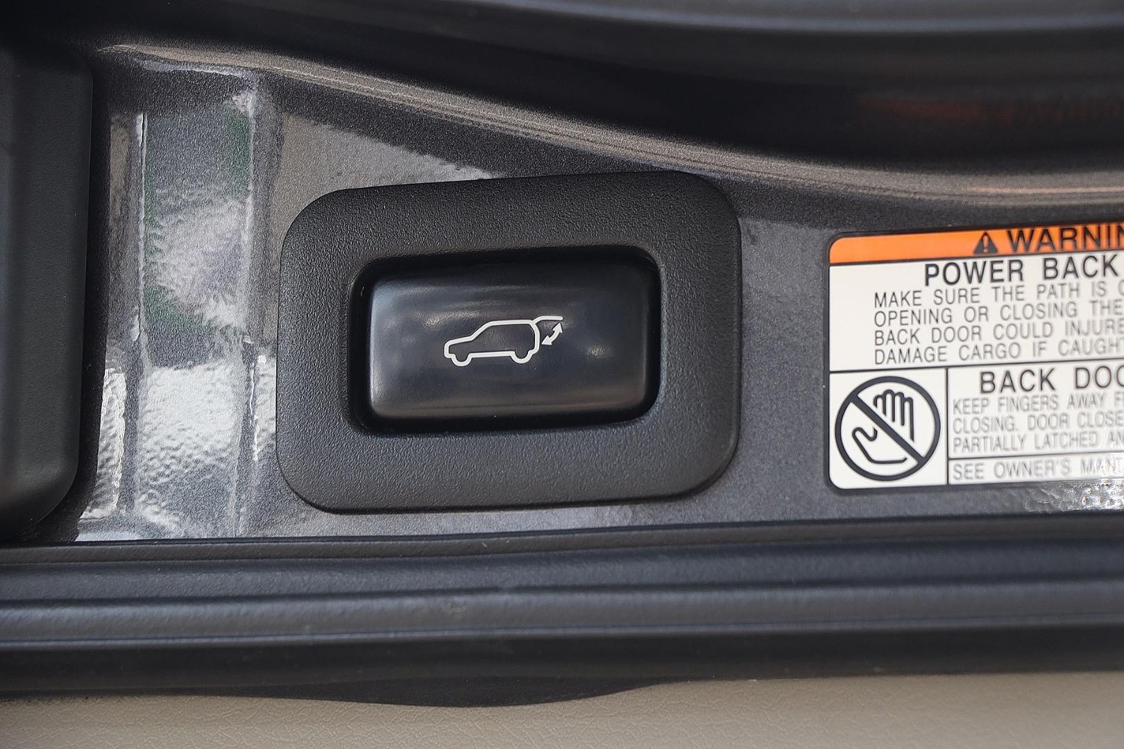 Toyota Landcruiser image 3