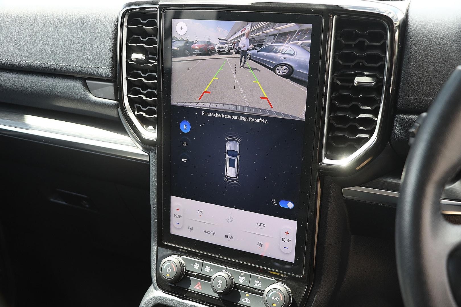 Ford Everest image 3