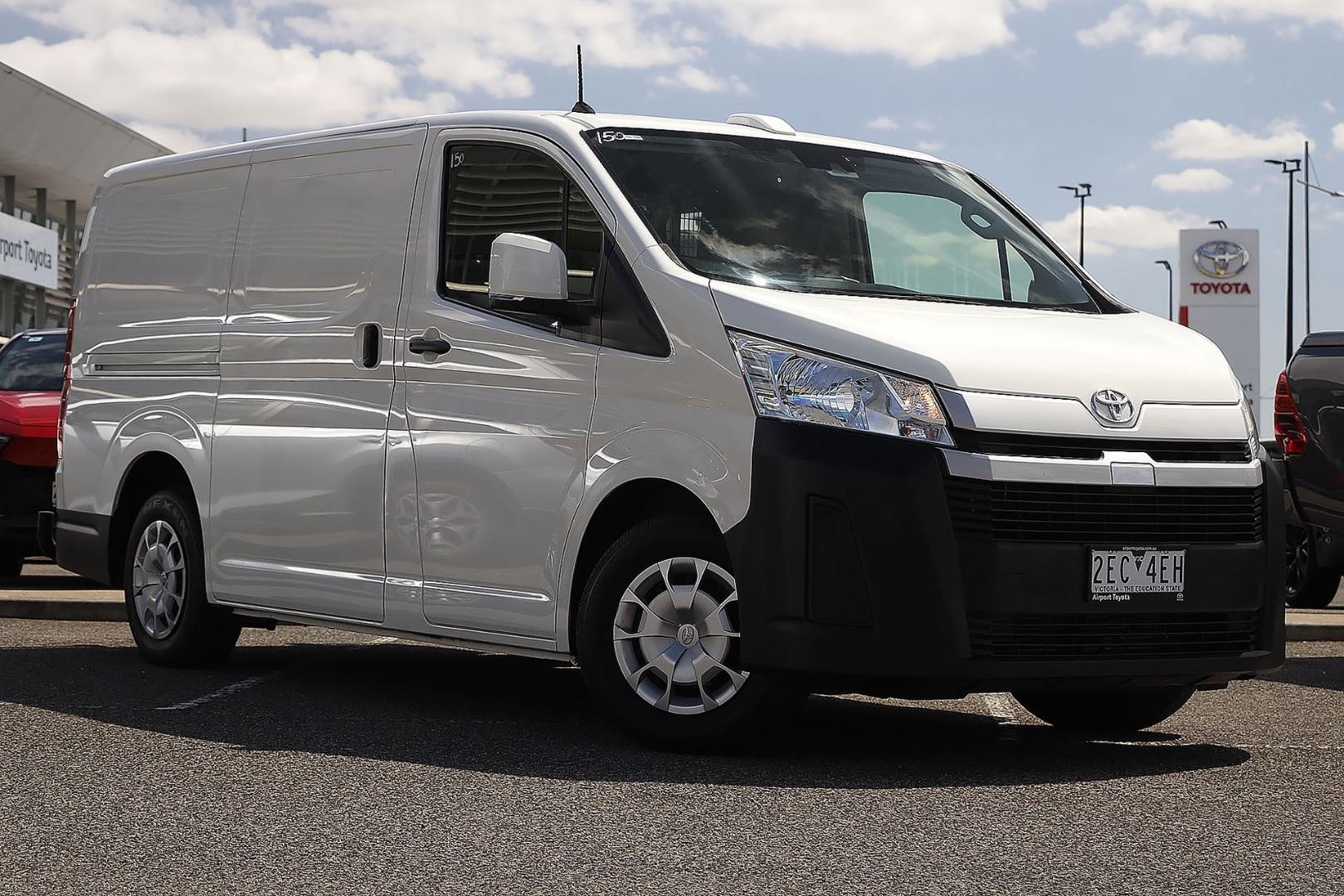Toyota Hiace image 1