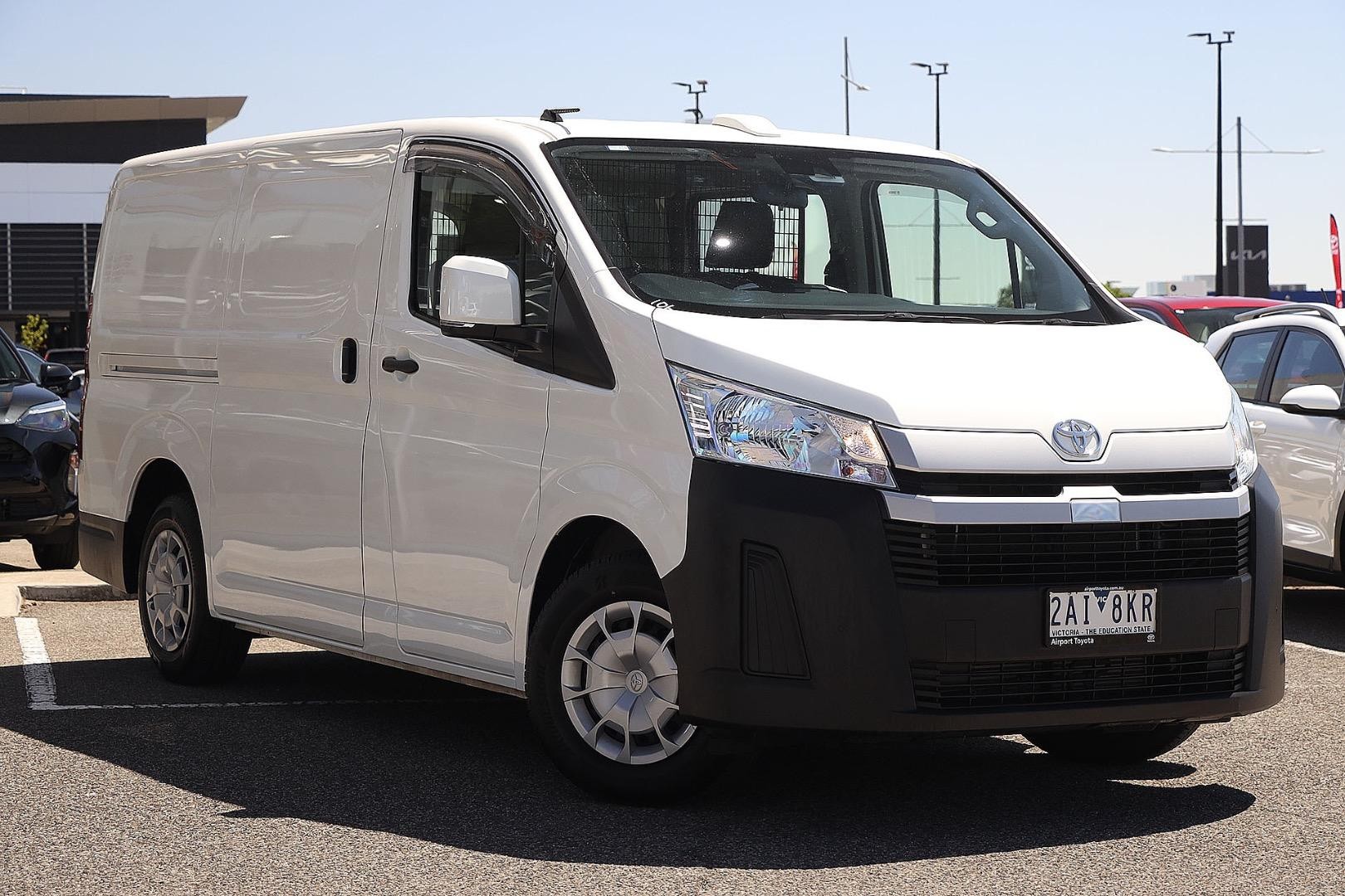 Toyota Hiace image 1