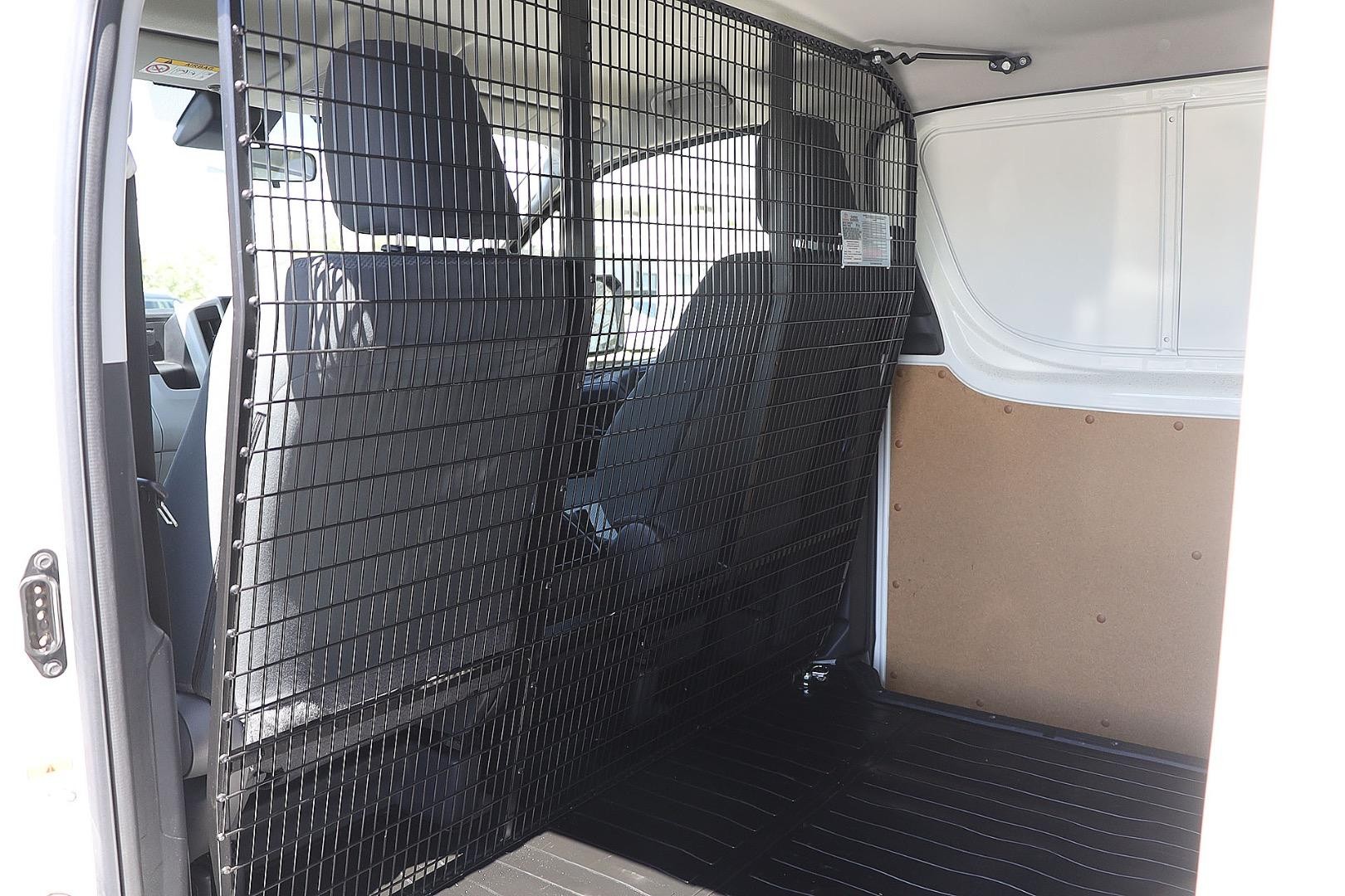 Toyota Hiace image 2