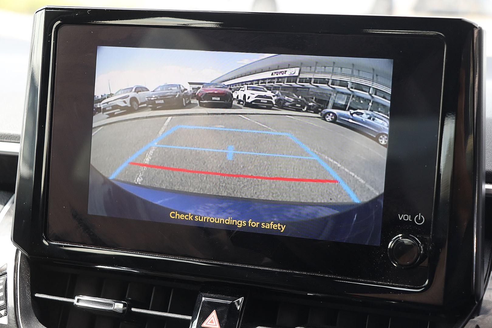 Toyota Corolla image 2