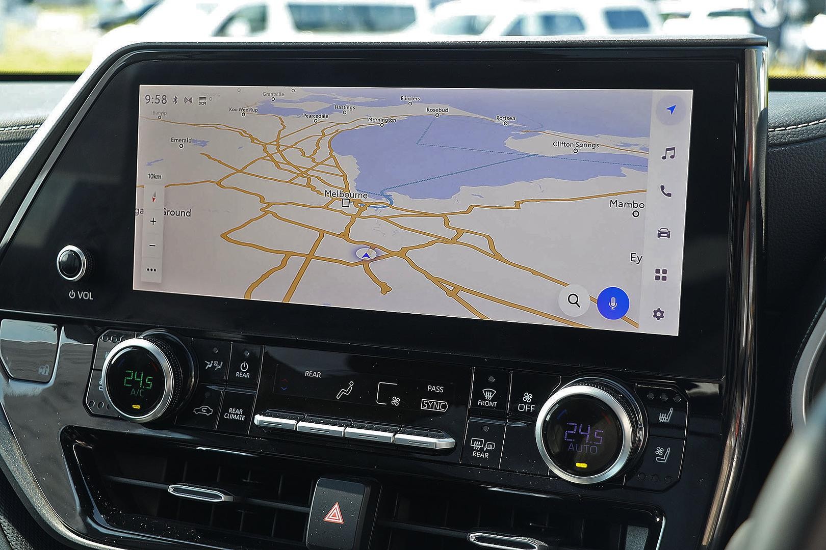 Toyota Kluger image 3