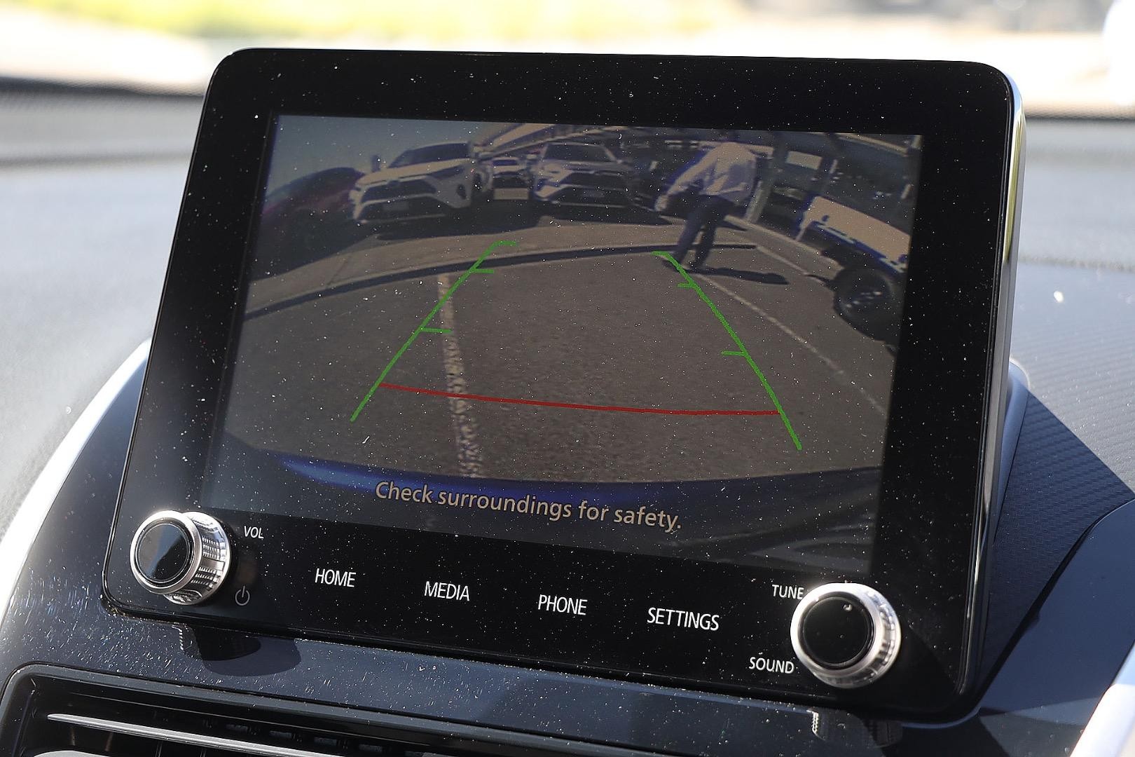 Mitsubishi Eclipse Cross image 3