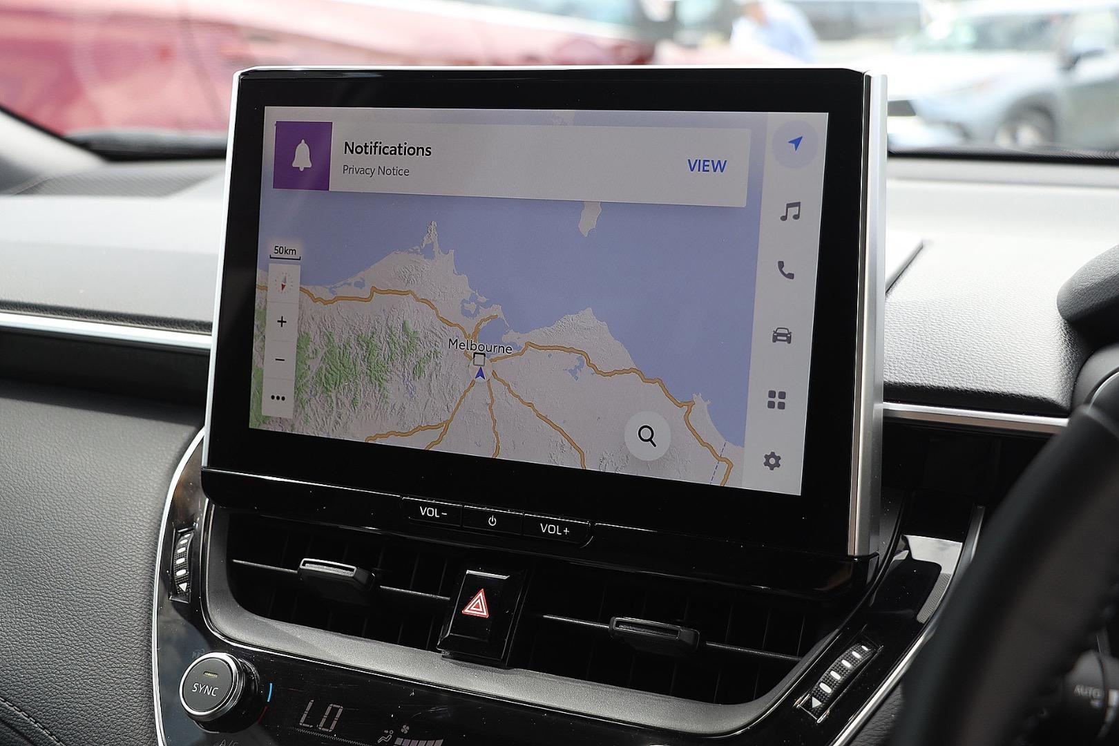 Toyota Corolla Cross image 2