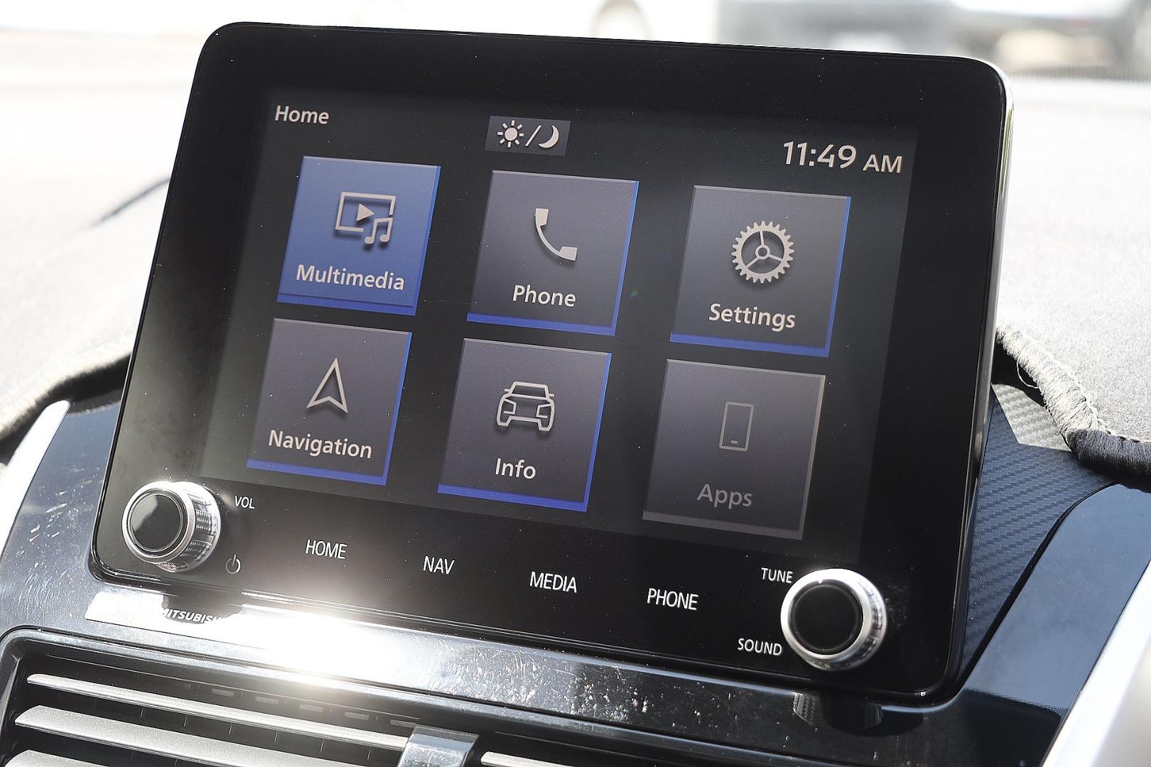 Mitsubishi Eclipse Cross image 3