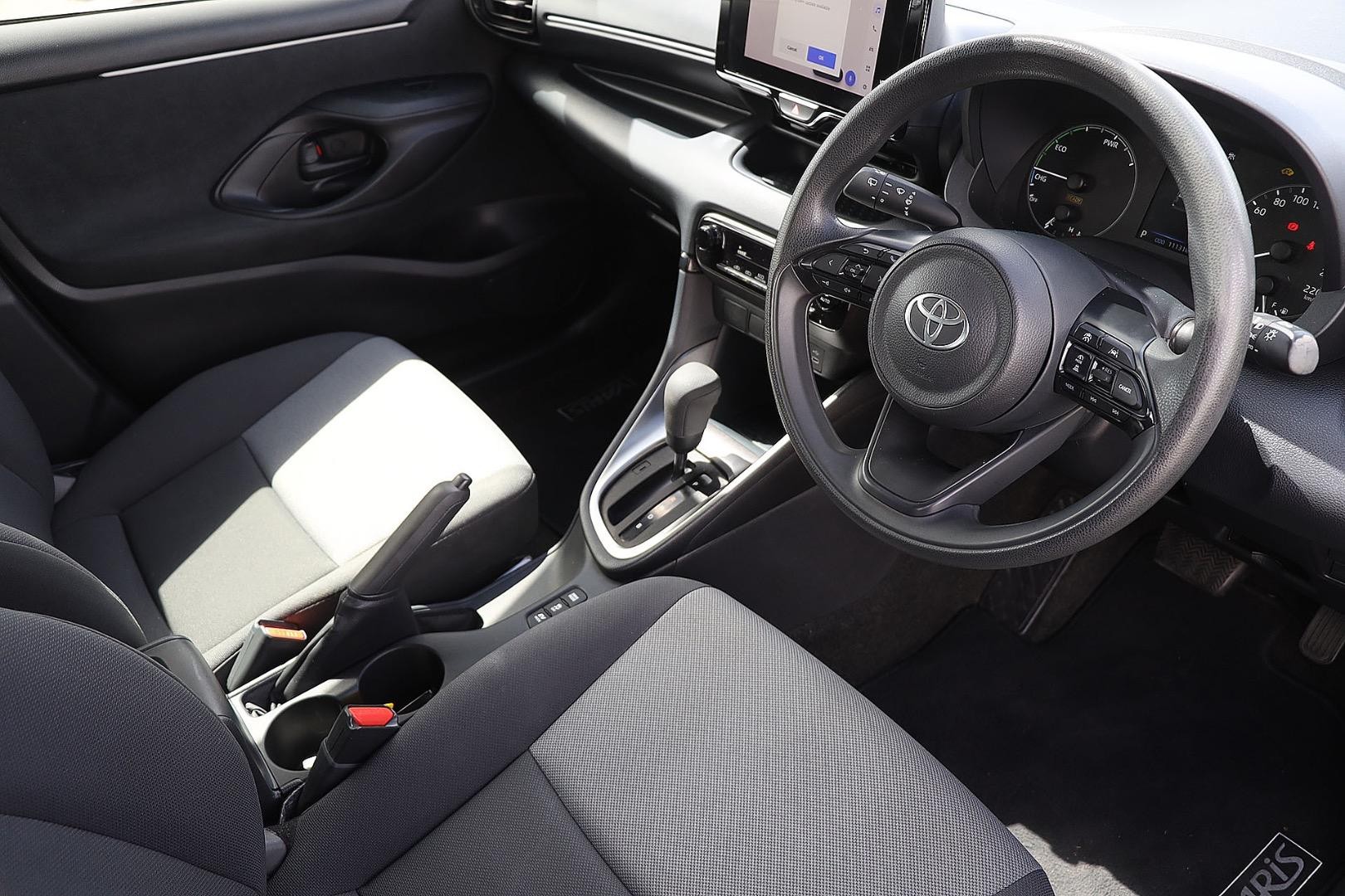 Toyota Yaris image 2