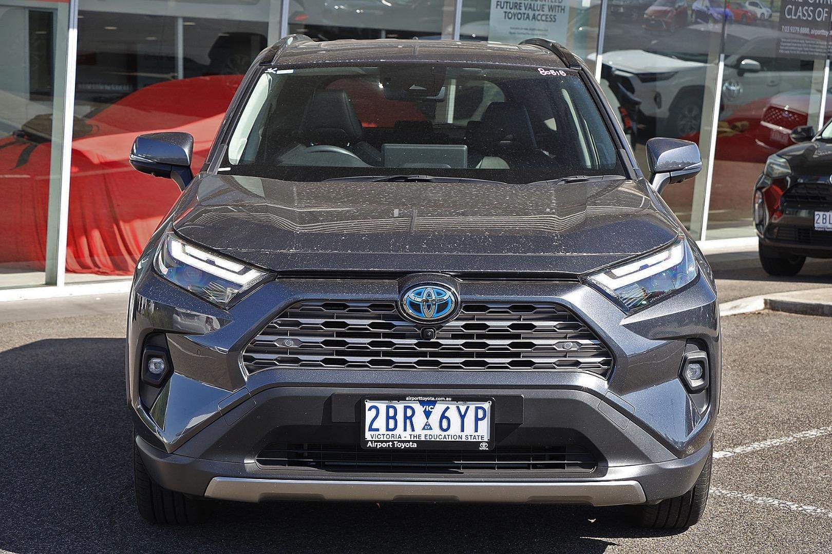 Toyota Rav4 image 3