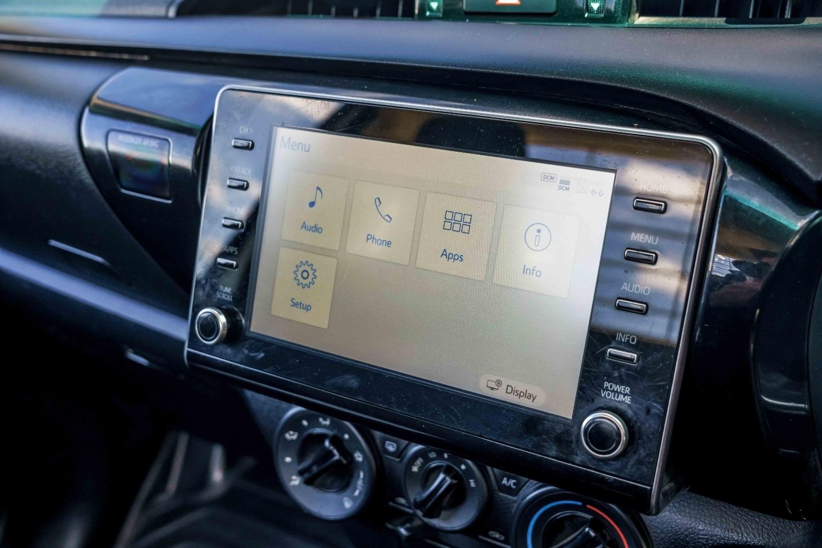 Toyota Hilux image 3